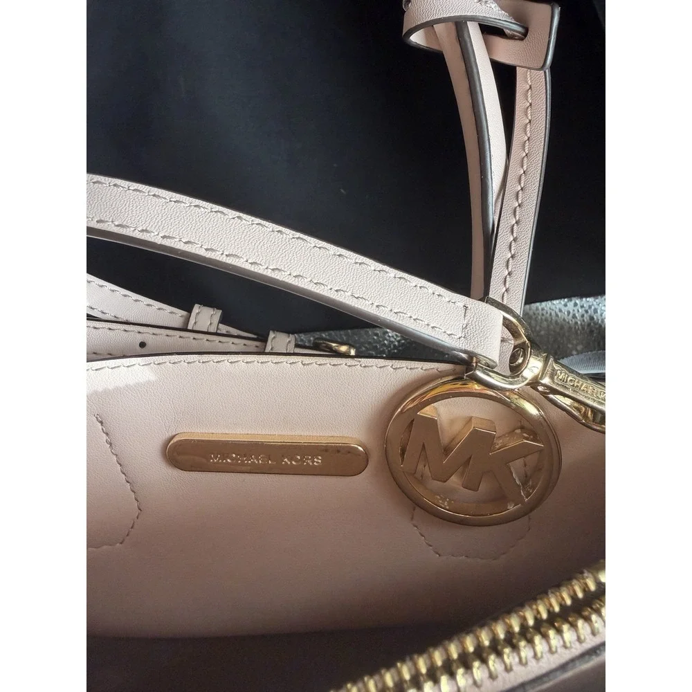 Michael Kors Mercer Women's Crossbody Bag - Satchel Powder (35S1GM9M2B)